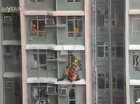 Suicidal woman resists rescue by messing with firefighters off building