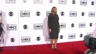 Queen Latifah Kisses Kat Dennings' Boo Boo At The 2014 People's Choice Awards!