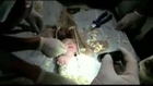 Chine : un nourrisson retrouvé vivant dans un conduit d'évacuation