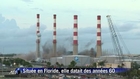 Impressionante démolition d'une centrale électrique en Floride